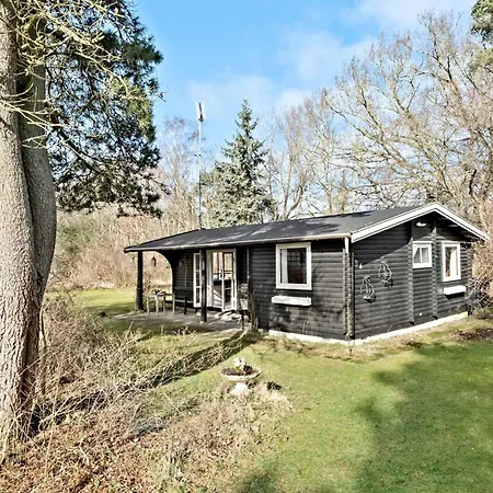 2 Bedroom Lovely In Frederiksvaerk